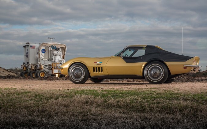 1969-Chevrolet-Astrovette-rear-three-quarter